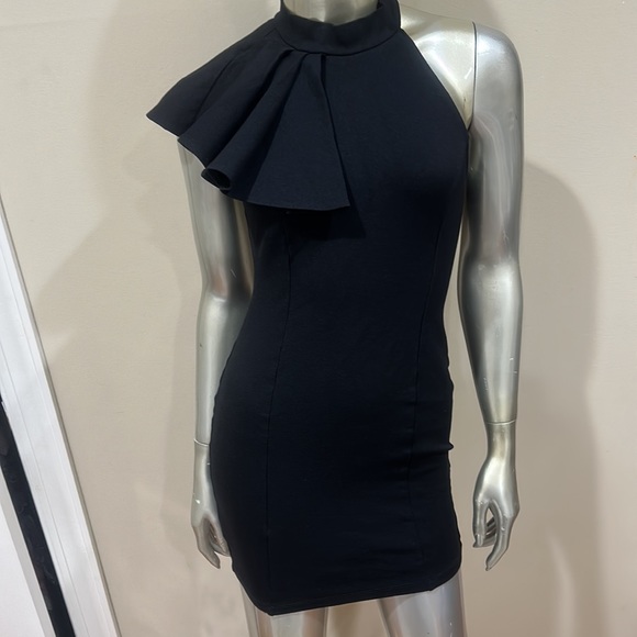Elegant little black dress ruffle detail side shoulder mini fitted LBD size M - Picture 4 of 10